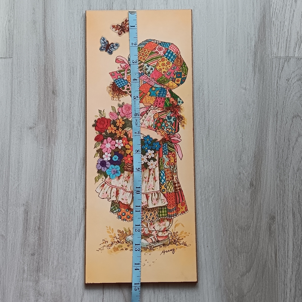 Vintage Holly Hobbie Calico Wall Plaque Country Girls Wood Flowers Butterflies - Picture 4 of 6